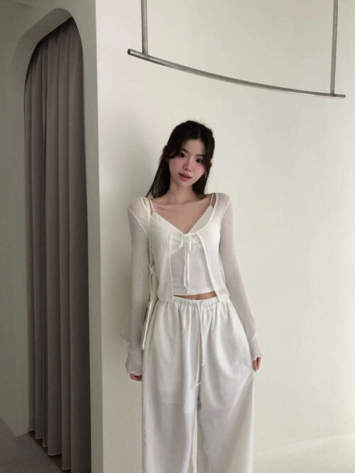 AC03 Elodie艾洛蒂的薄款柔軟直細坑條綁帶外套