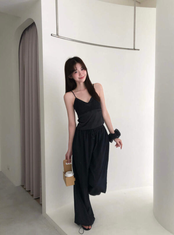 AC09 Mandy曼蒂的羽毛蕾絲緞面v領bra top背心