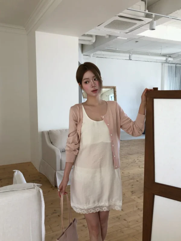 AD17 Simone西蒙娜的柔霧白緞光蕾絲洋裝