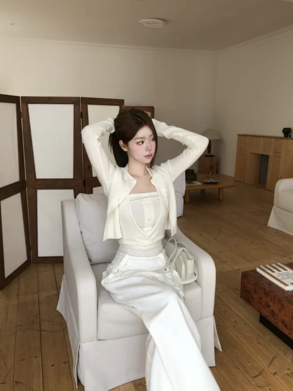AD14 Avignon亞維儂漫步·反折腰頭微寬直筒褲