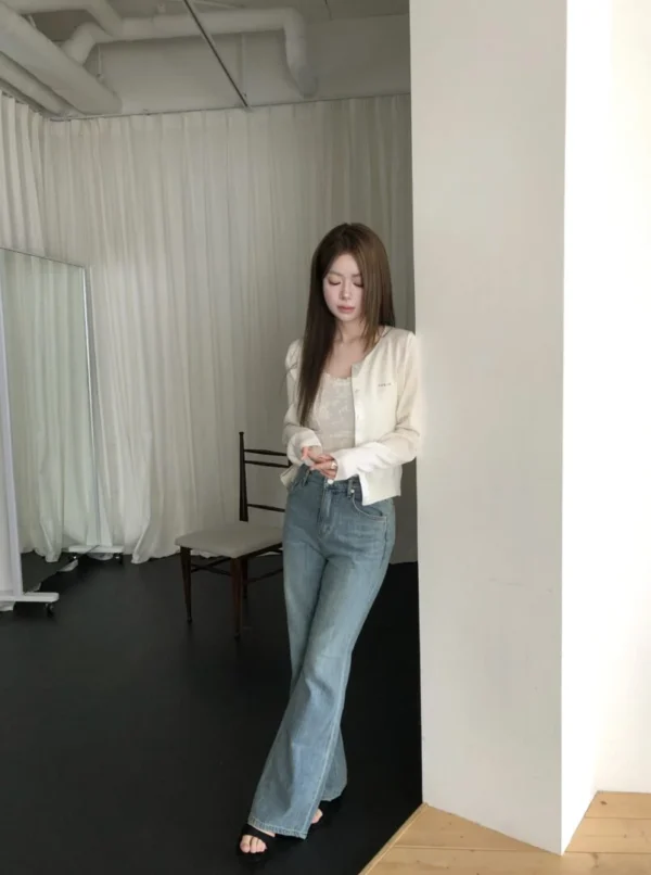 AD07 Léonie 蕾奧妮的蕾絲腰頭微喇叭牛仔褲