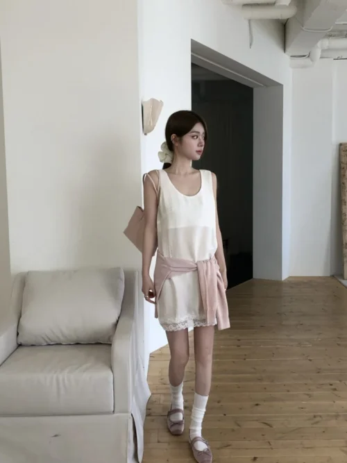 AD17 Simone西蒙娜的柔霧白緞光蕾絲洋裝