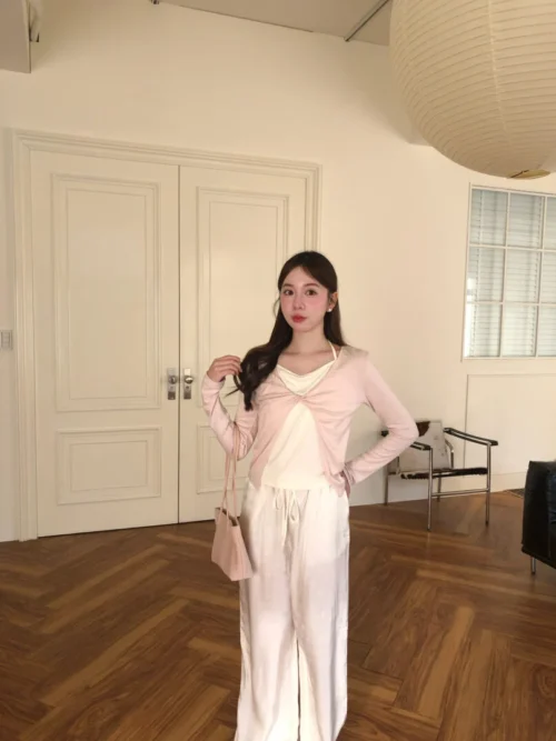 AD43 Soline索琳掛脖蝴蝶結扭結上衣