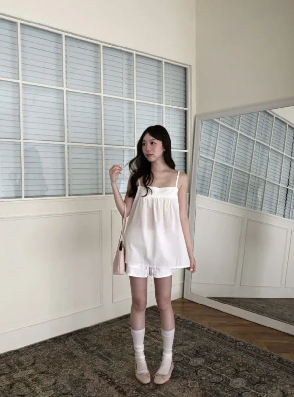 AD44 Cassis卡西斯花園蕾絲細肩背心