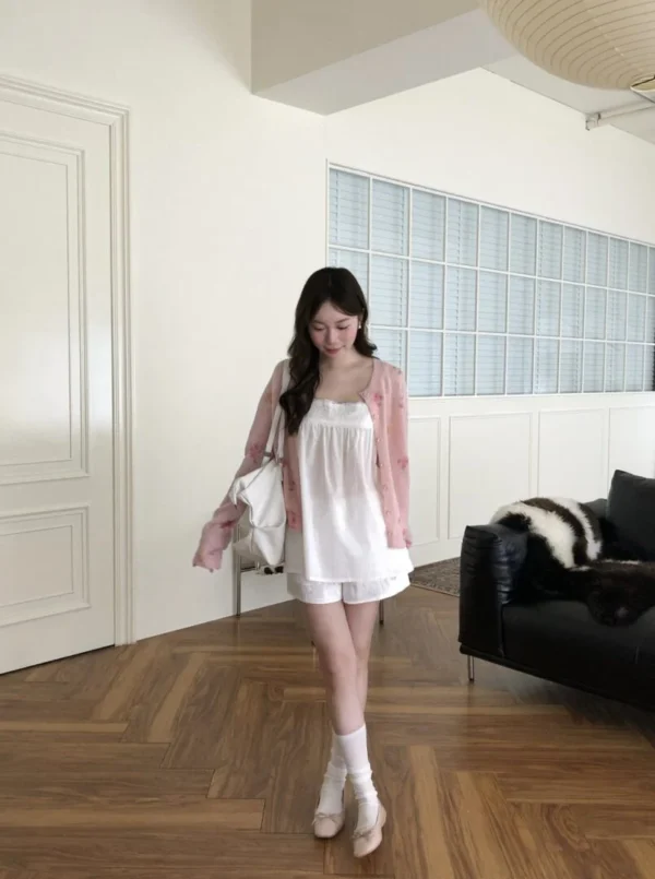 AD44 Cassis卡西斯花園蕾絲細肩背心