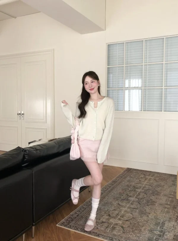 AD19 Lucie 露西柔霧親膚針織外套