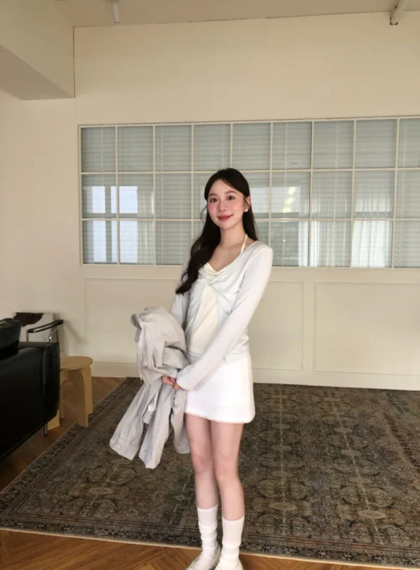 AD43 Soline索琳掛脖蝴蝶結扭結上衣