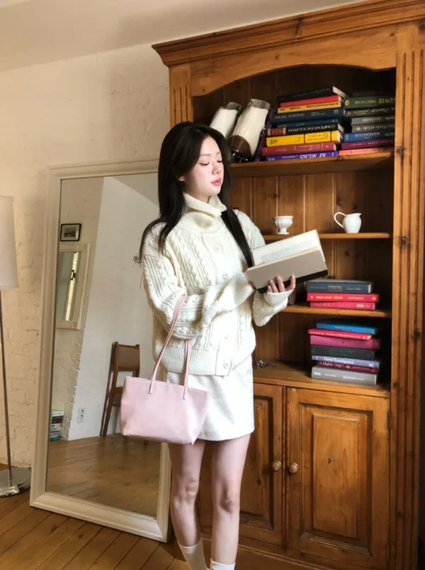 1 (145) AE09 Caroline卡洛琳的慵懶柔織翻領針織外套