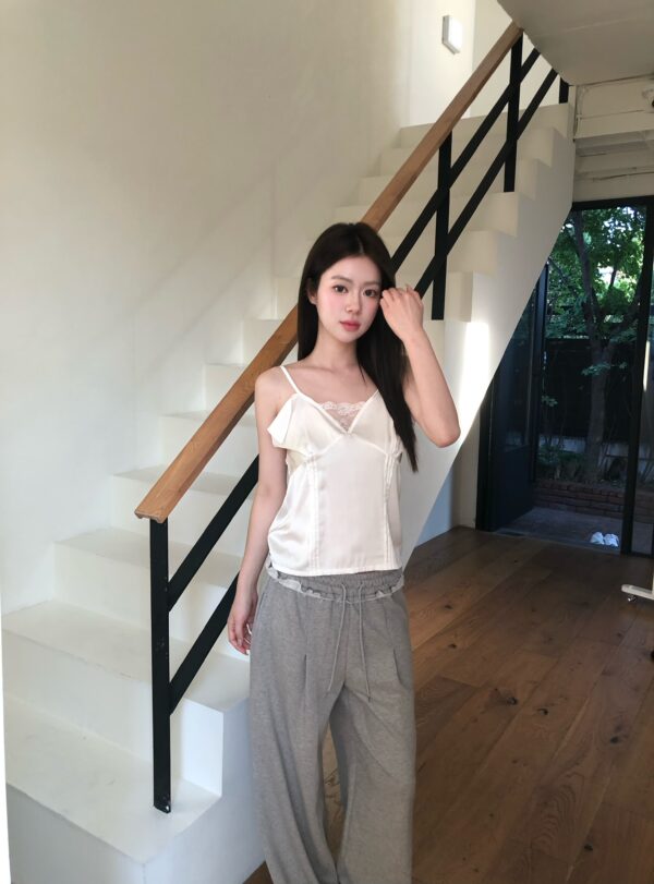 AE05 Seraphina瑟拉菲娜柔光緞面蕾絲背心